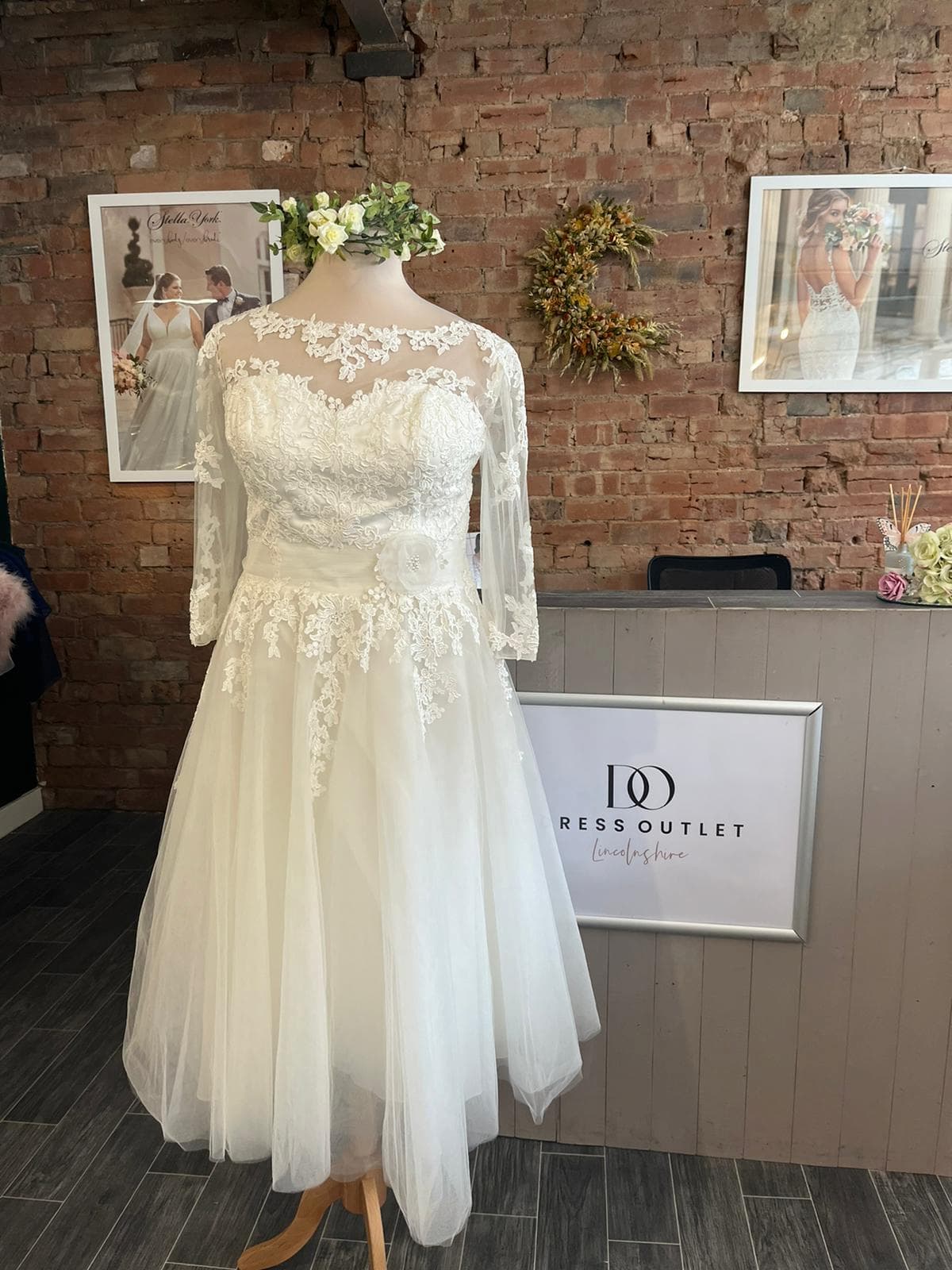View of Bonnie Bridal Gown on a mannequin.